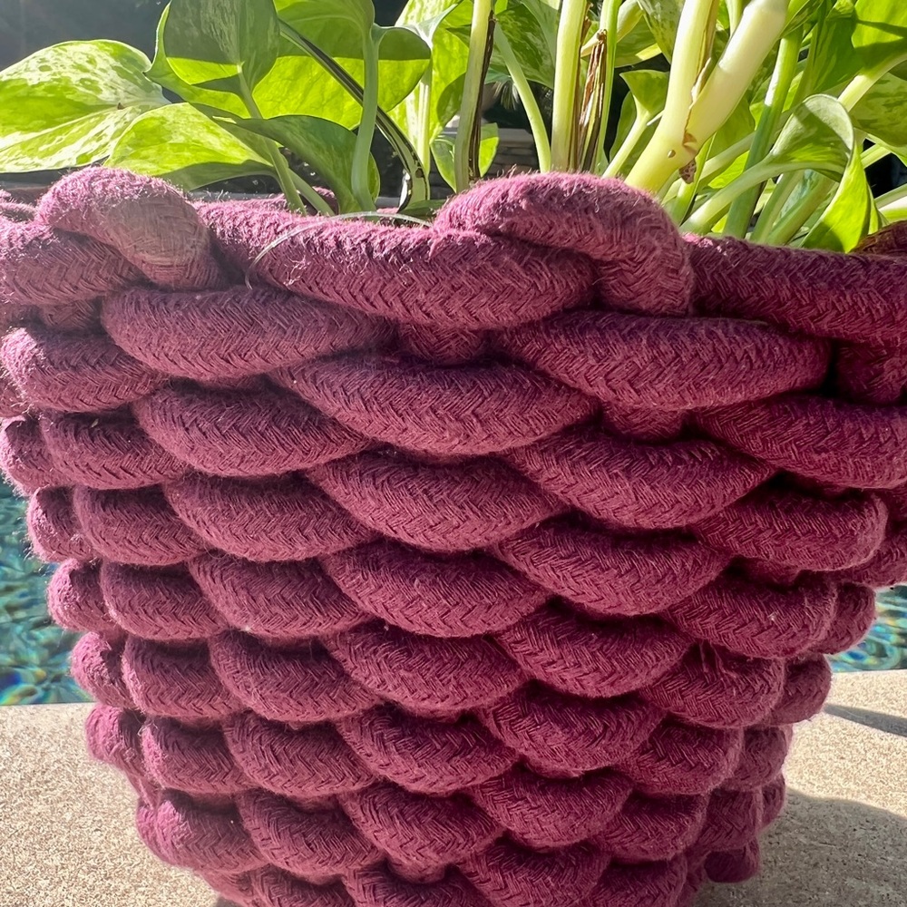 Chunky Woven Basket/Planter - Picture 4 of 10